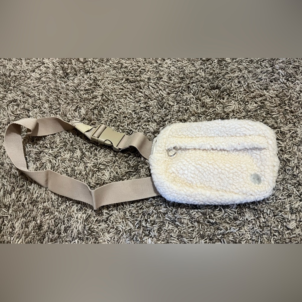Senita Athletics Cream Crossbody Bag